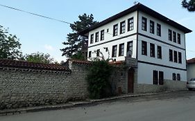 Dibekönü Konak